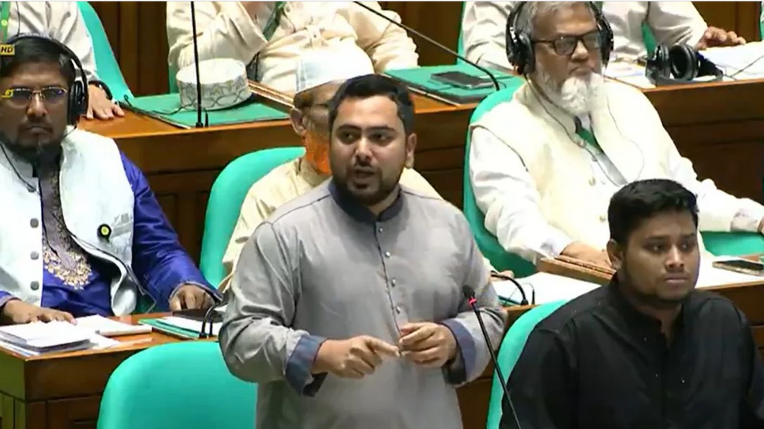 সরকারের প্রেসক্রিপশন অনুযায়ী বিরোধীদল বিরোধিতা করবে না : নাহিদ